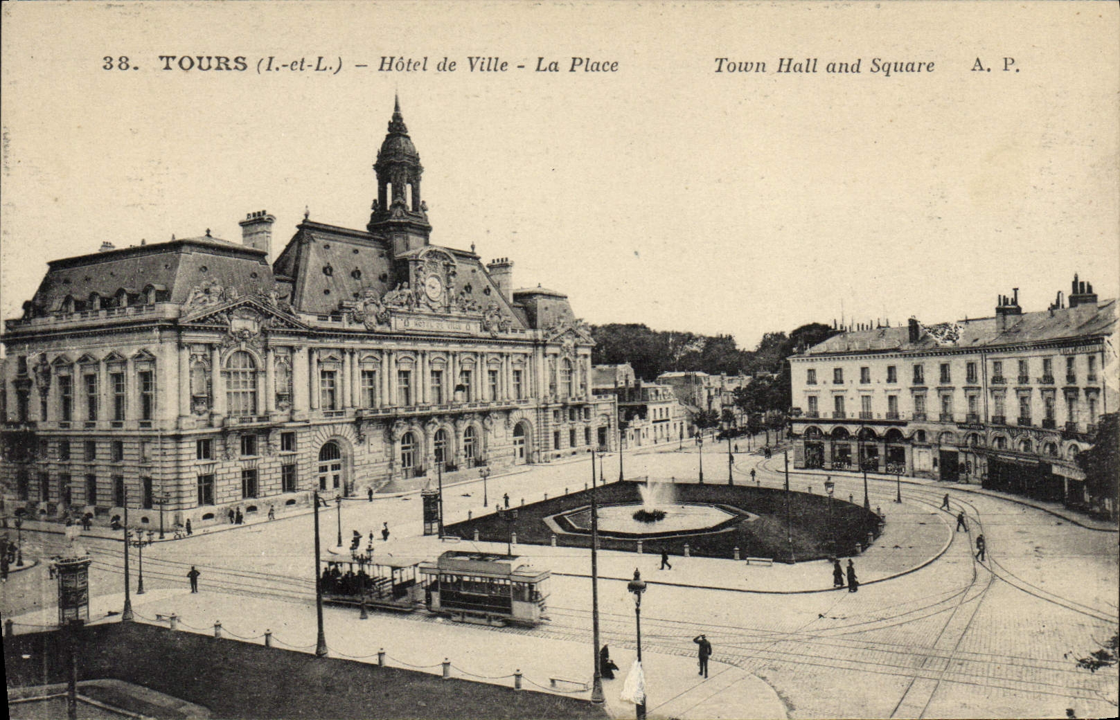 CPA Tours Hotel de ville