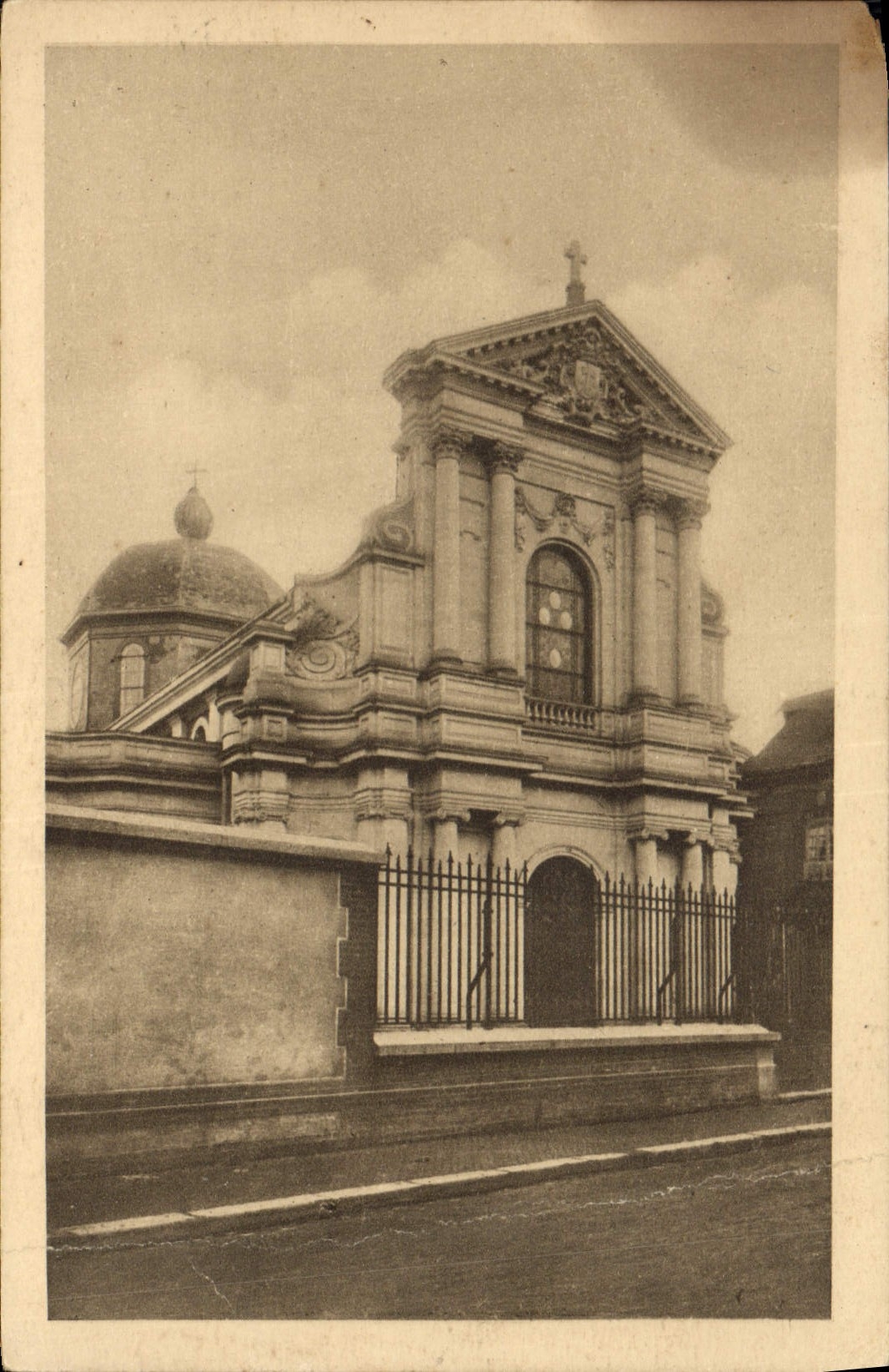 POSTAL Lisieux de la VENDIMIA la cámara acorazada de las monjas carmelitas el ataque frontal