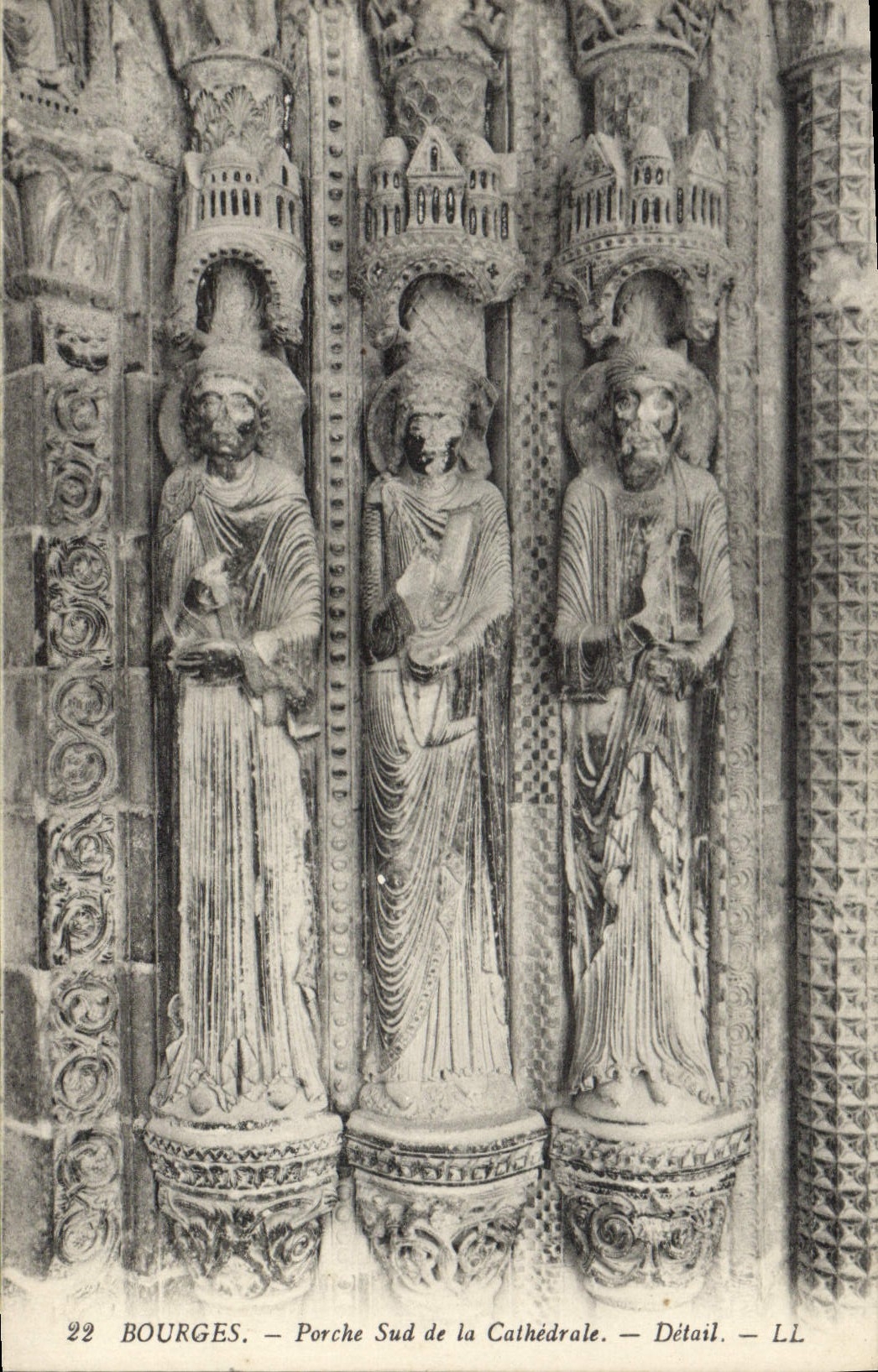 Pórtico meridional de Bourges de la POSTAL de la VENDIMIA de la catedral