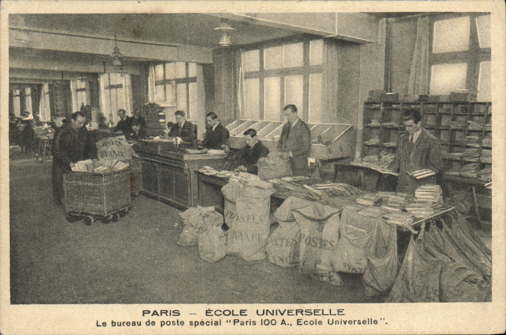 VINTAGE POSTCARD Paris Ecole Universal the special post office Paris 100 has universal School