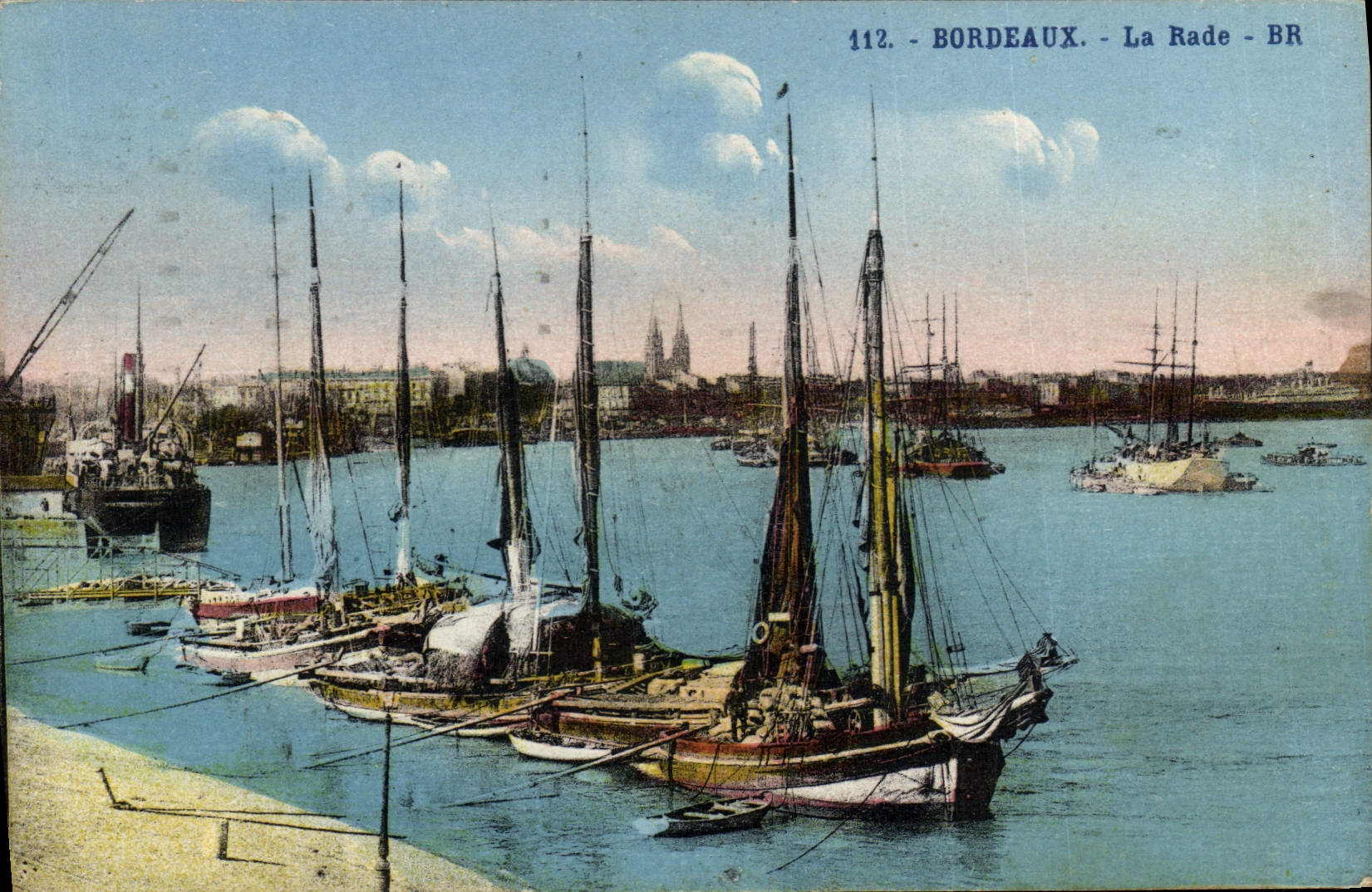 CPA Bateau de peche Bordeaux La rade