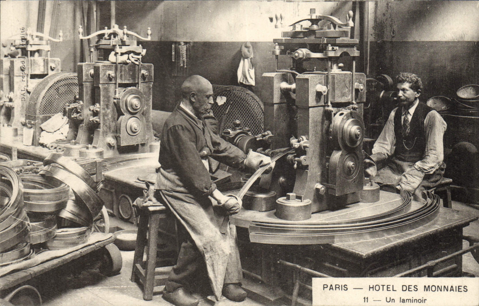 VINTAGE POSTCARD Currencies Paris Mint a rolling mill