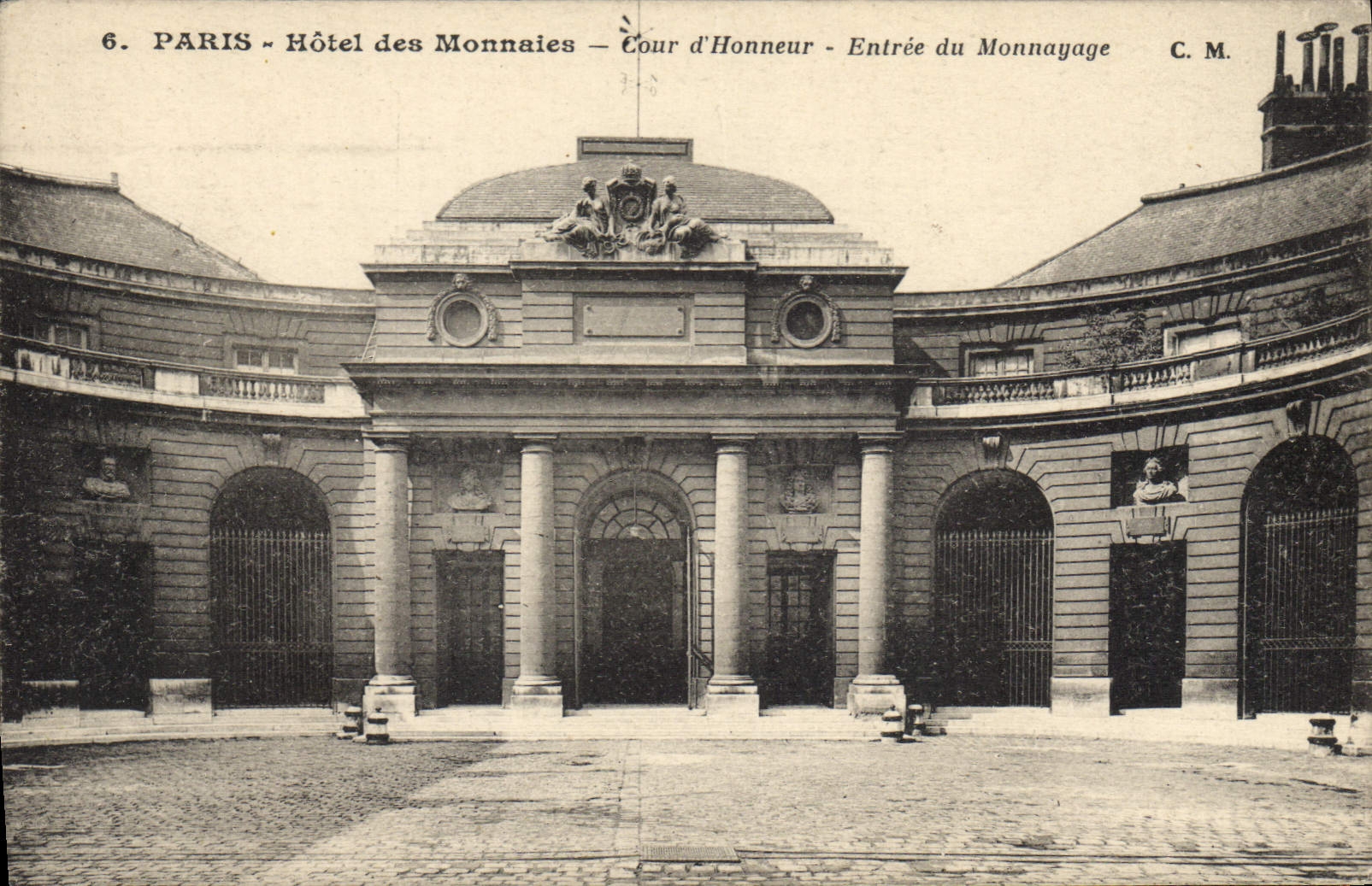 VINTAGE POSTCARD Currencies Paris Mint Main courtyard Entered of coining