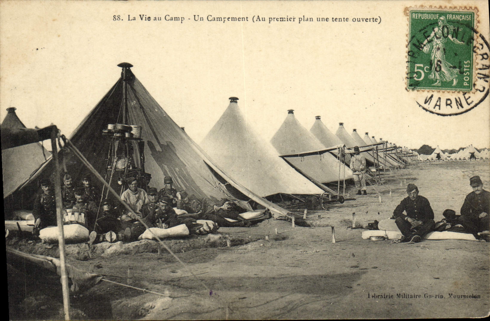 CPA Militaria La vie au camp Un campement 