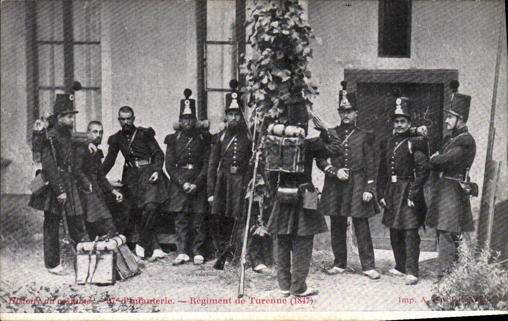 VINTAGE POSTCARD Militaria 37eme Regiment of Turenne 1847