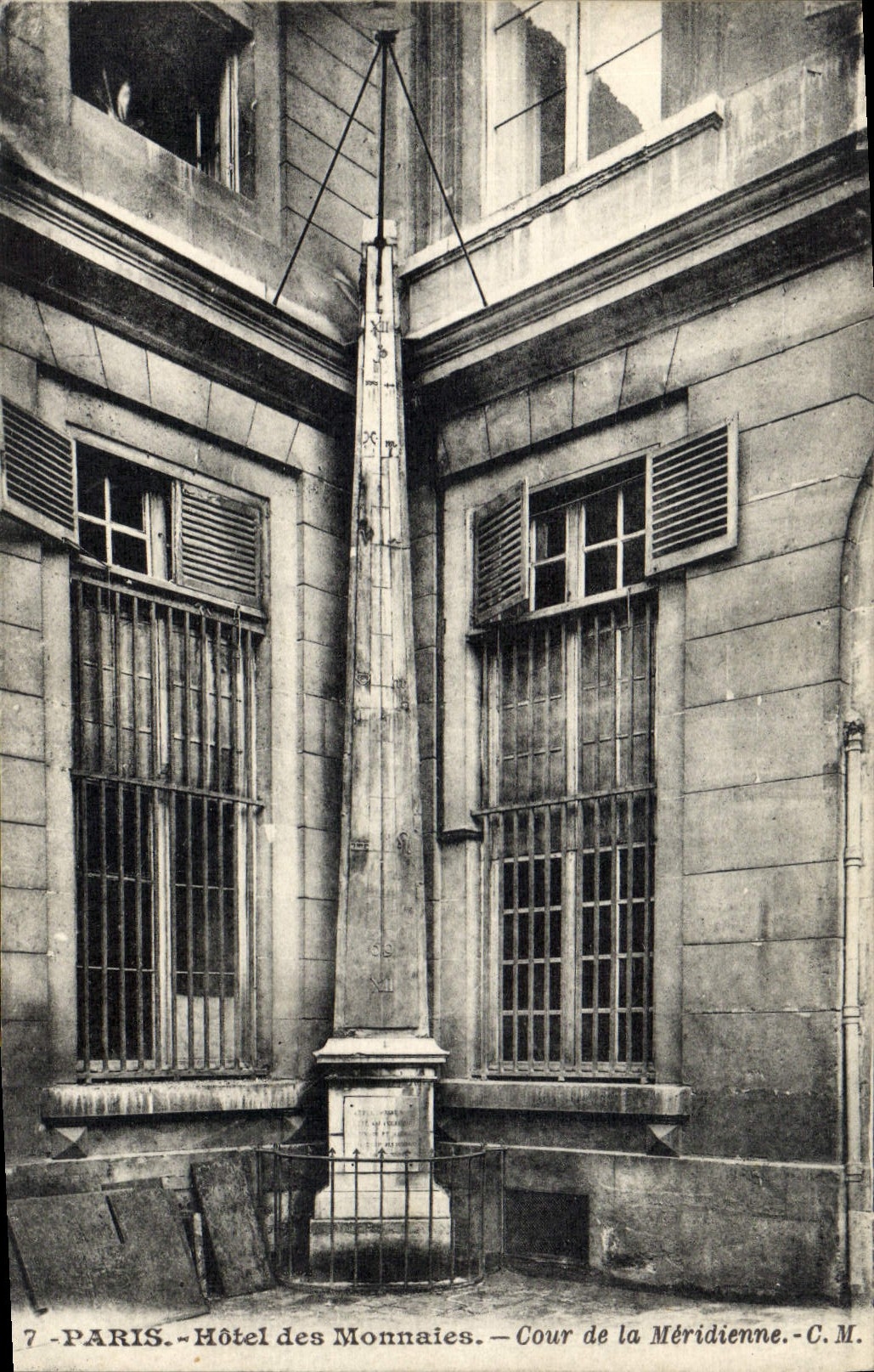 CPA Paris Hotel des Monnaies Cour de la meridienne