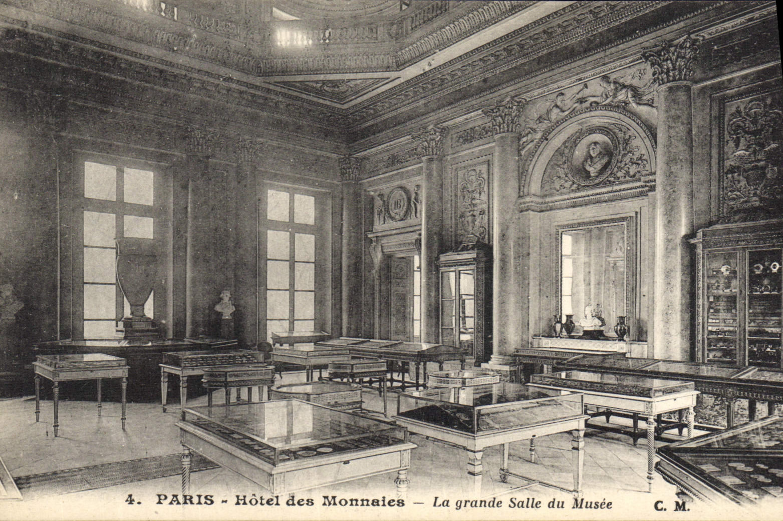 CPA Paris Hotel des Monnaies La grande salle du musee