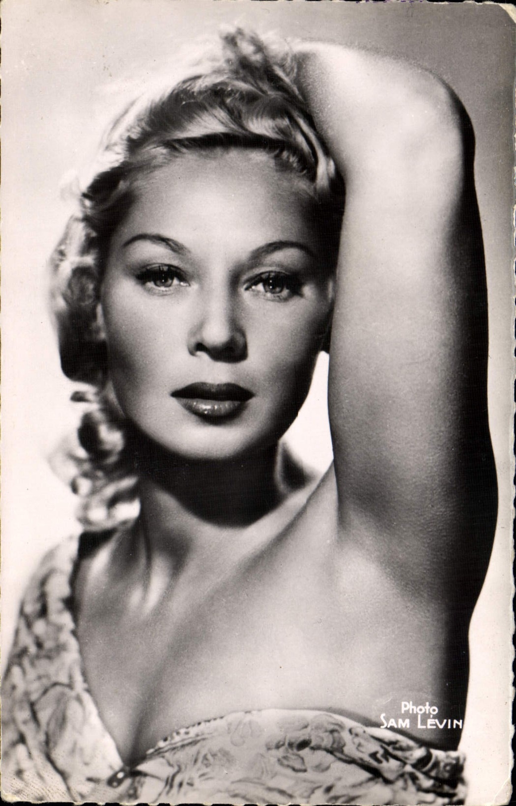 POSTAL MODERNA cine Tilda Thamar