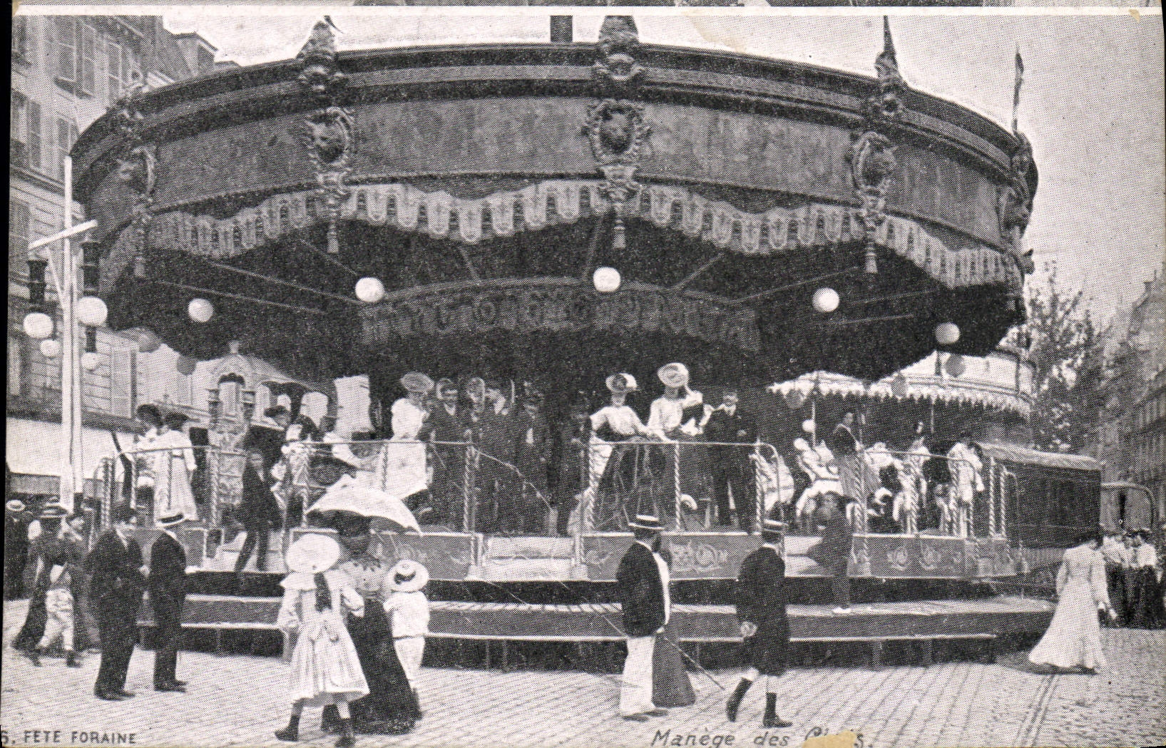 VINTAGE POSTCARD Fun fair Manages