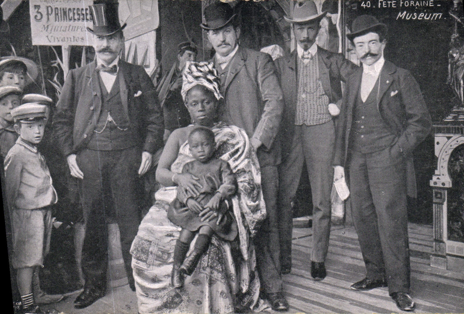 VINTAGE POSTCARD Fun fair Museum