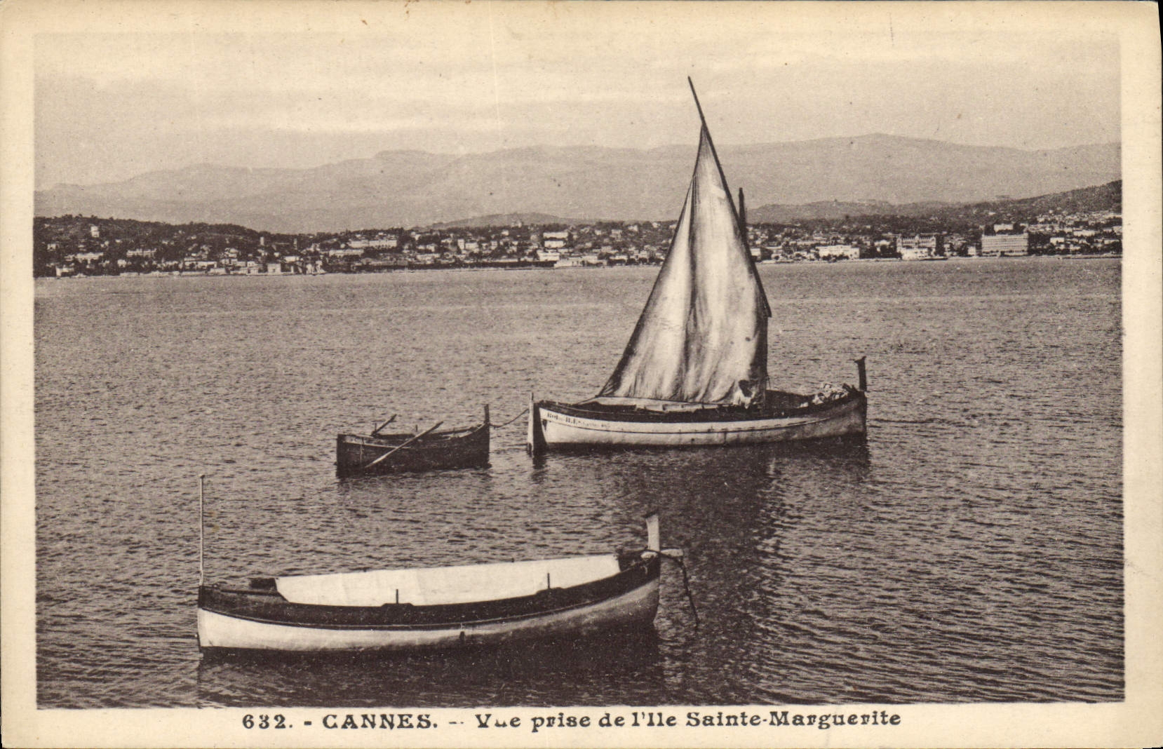 VINTAGE POSTCARD Boat of Cannes sin Seen from of the island Marguerite