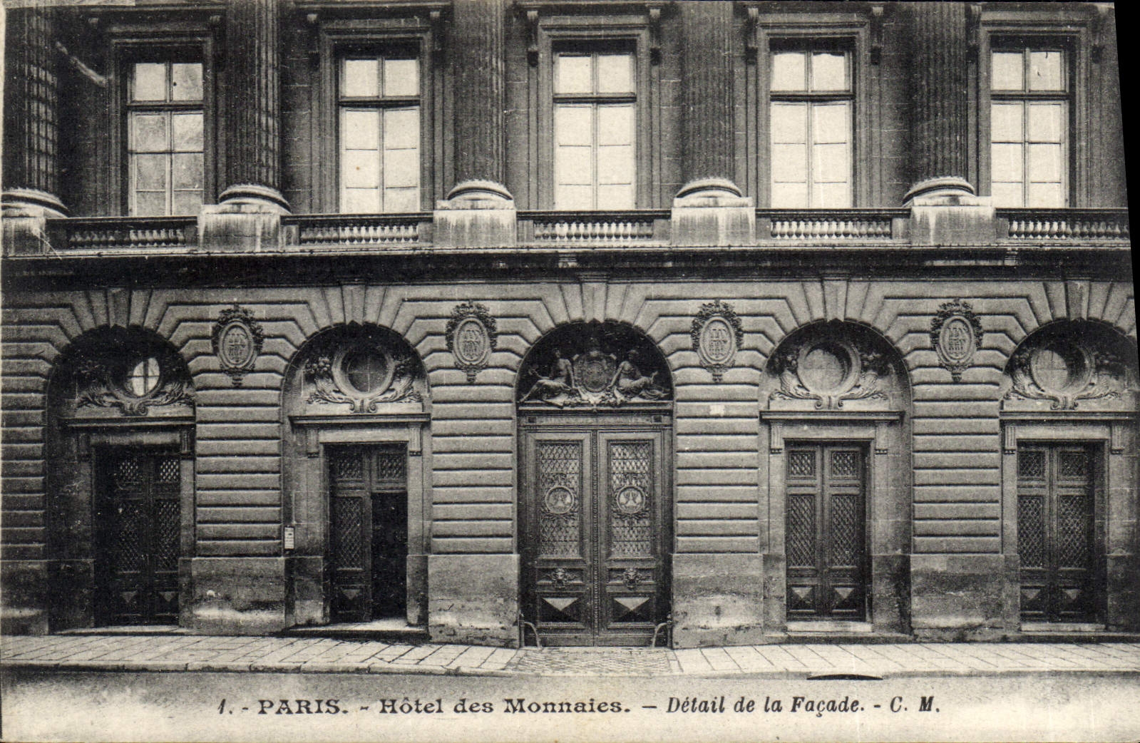 VINTAGE POSTCARD Paris Mint Detail of the frontage
