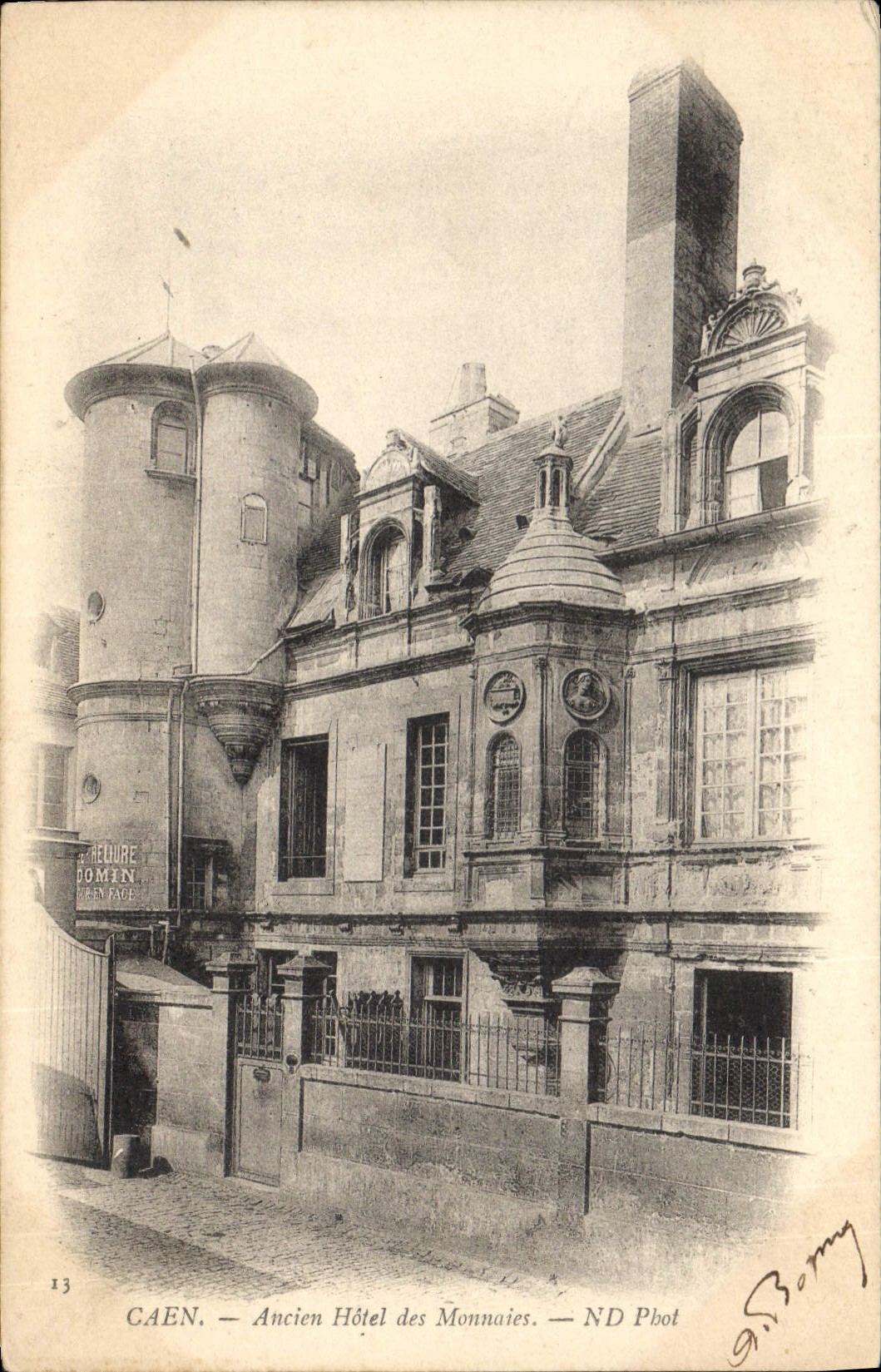 VINTAGE POSTCARD Caen Old mint