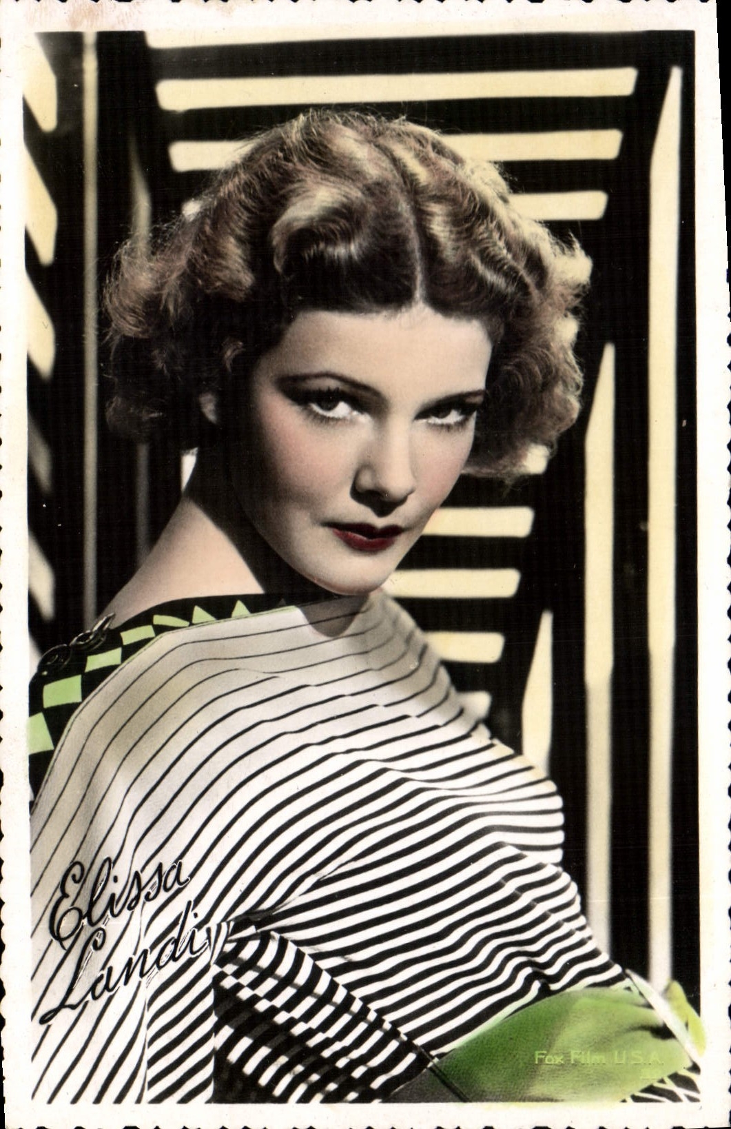 POSTAL MODERNA cine Elissa Landiy