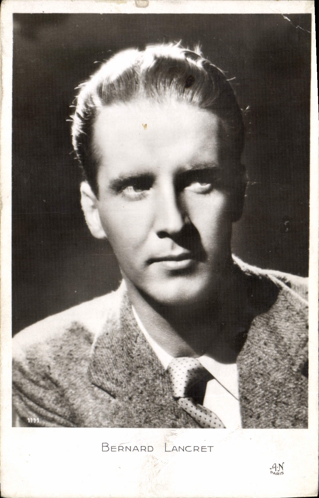 POSTAL MODERNA cine Bernard Lancret