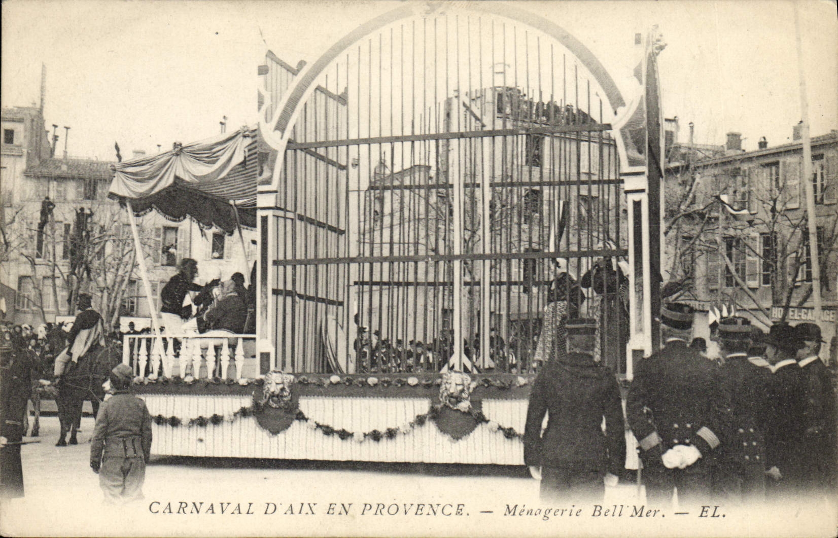 VINTAGE POSTCARD Fun fair Beautiful Carnival of Aix in Provence Menagerie Sea