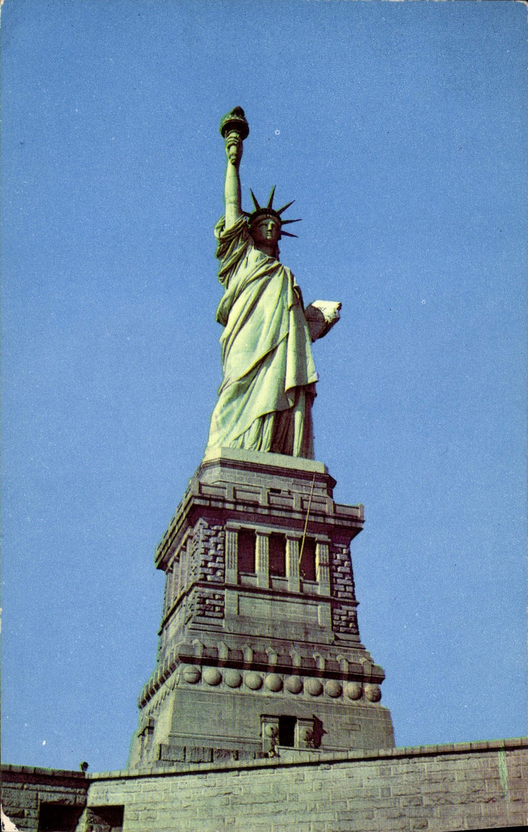 MODERN CARD Statue of Freedom Rules Liberty off