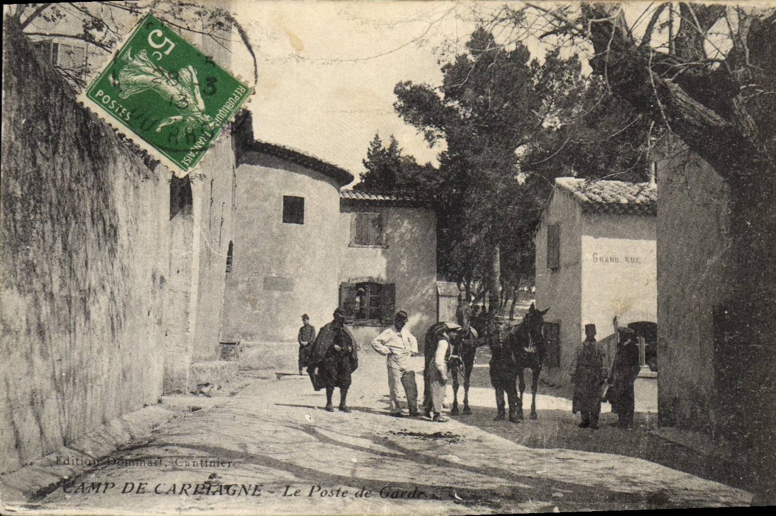 VINTAGE POSTCARD Militaria Camp of Carpiagne the guardroom