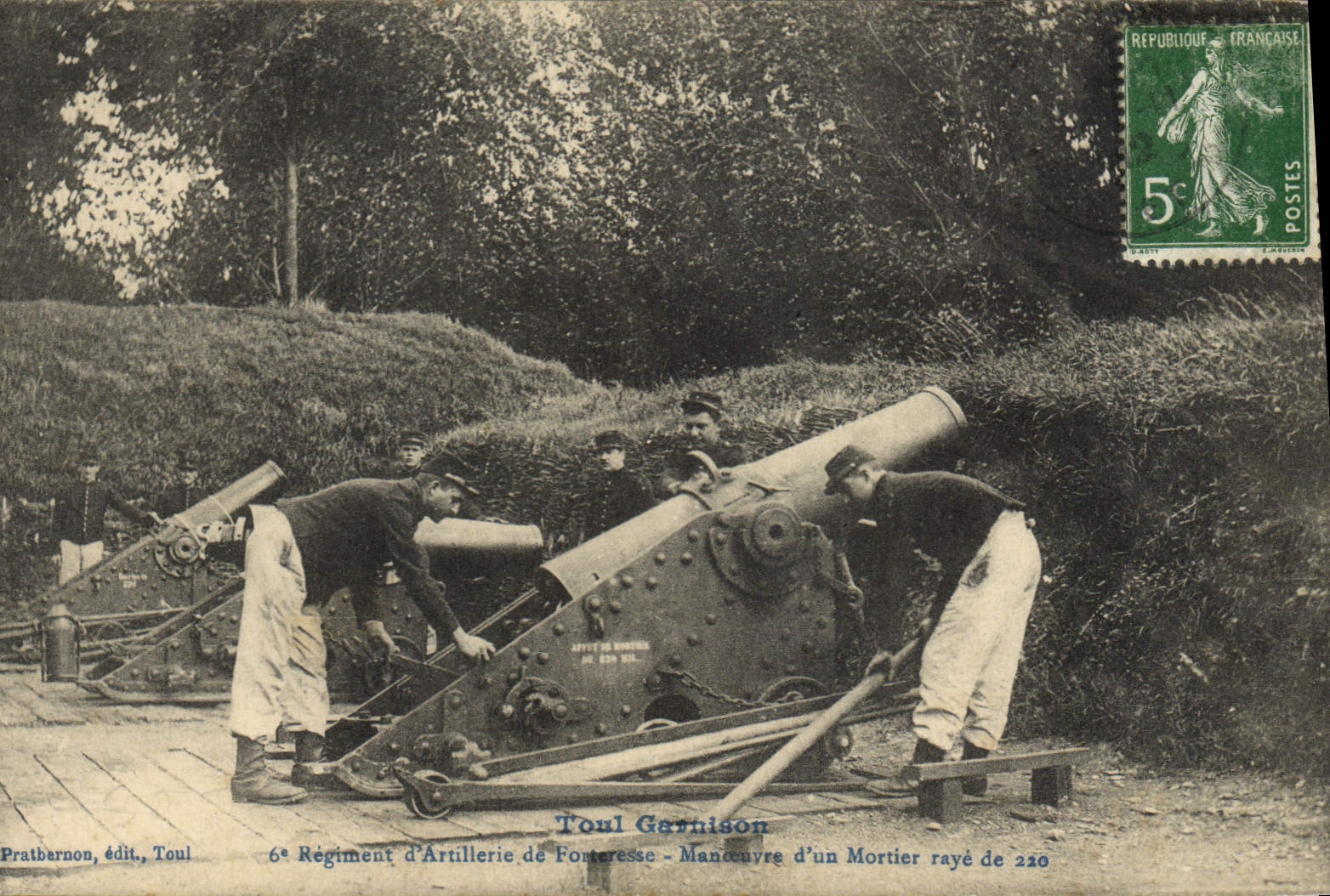 Regimiento de Militaria Toul de la POSTAL de la VENDIMIA el 6to de la fortaleza funciona de un raye del mortero de 220