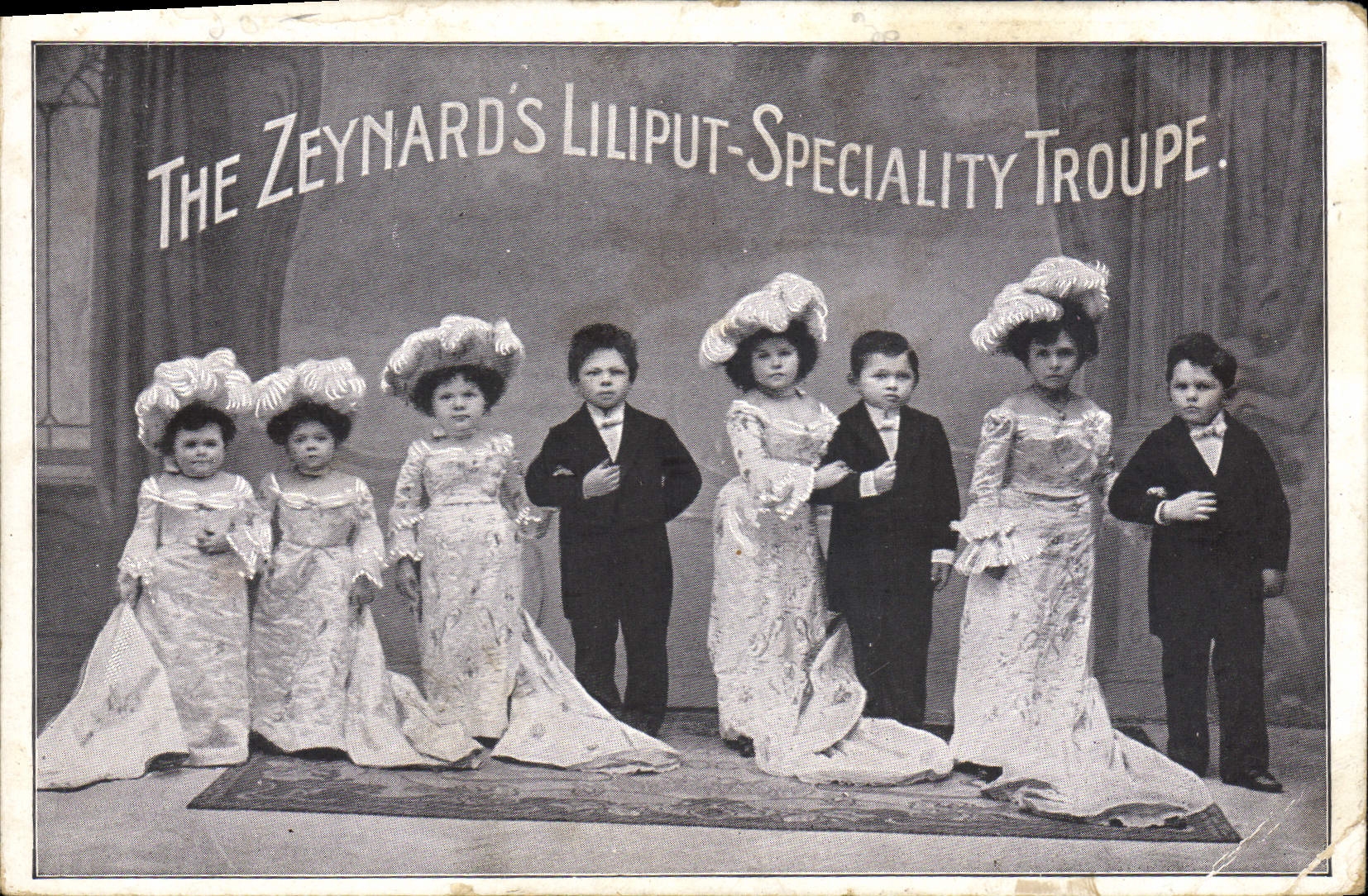 CPA The Zeynard's Liliput Specialty Troupe Nains