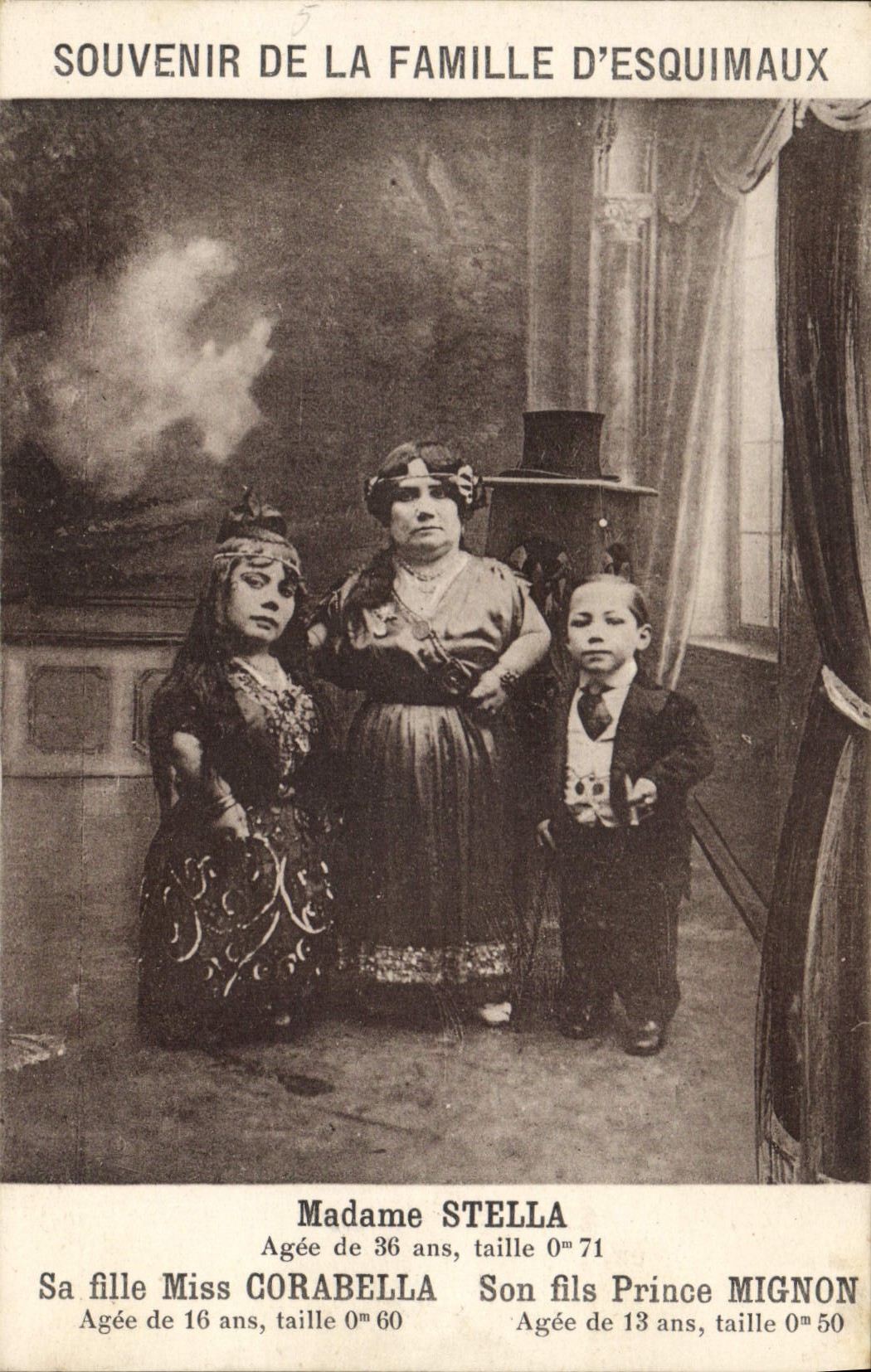 CPA Nains Famille d'Esquimaux Madame Stella Corabelle Mignon