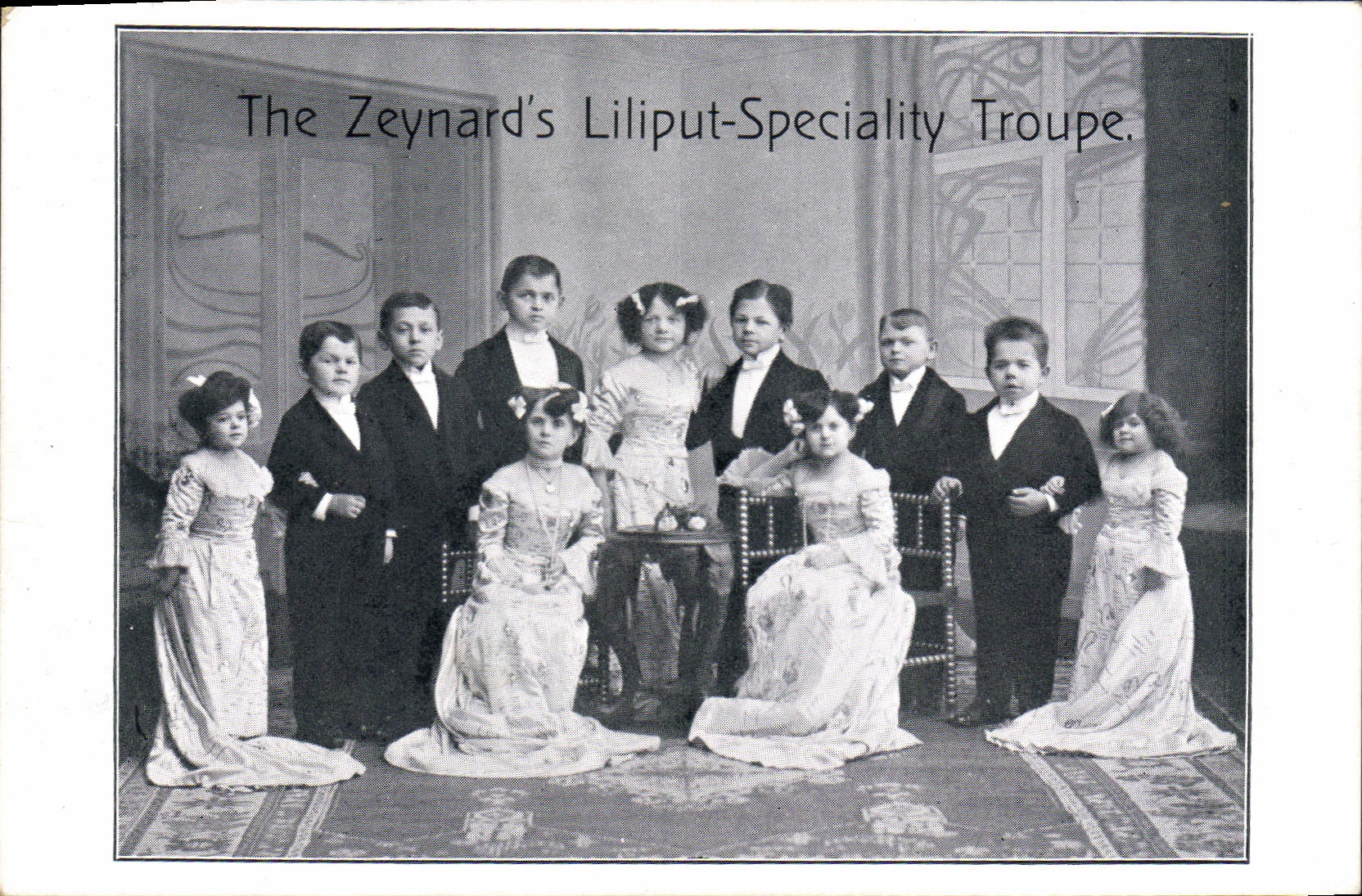 CPA Nains The Zeynard's Liliput Specialty Troupe