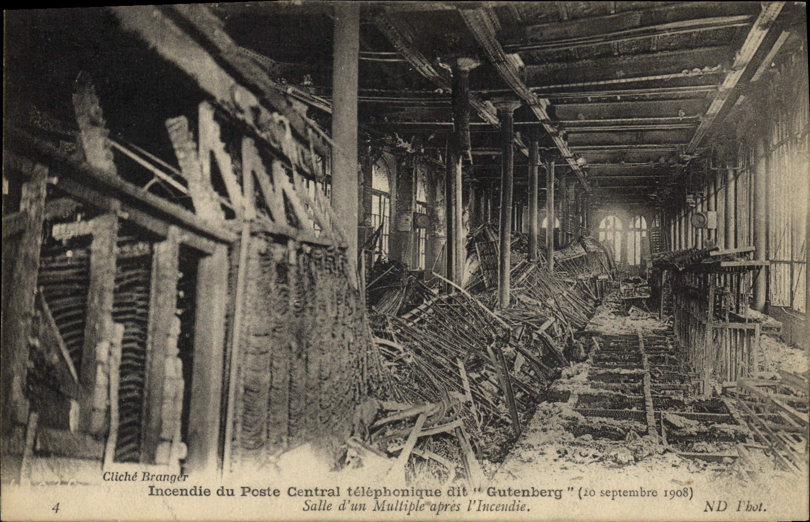 La POSTAL Incendie de la VENDIMIA del centro del teléfono de la estación dice Gutenberg Salle de un múltiplo después del fuego