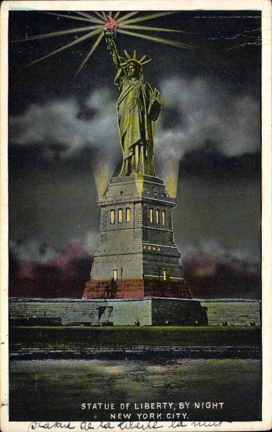 VINTAGE POSTCARD Statue of freedom Rules Liberty by night New York off
