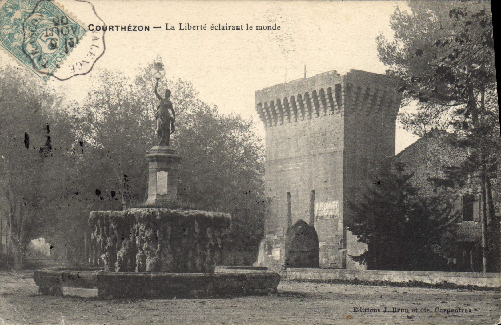 VINTAGE POSTCARD Statue of Courthezon freedom freedom lighting the world