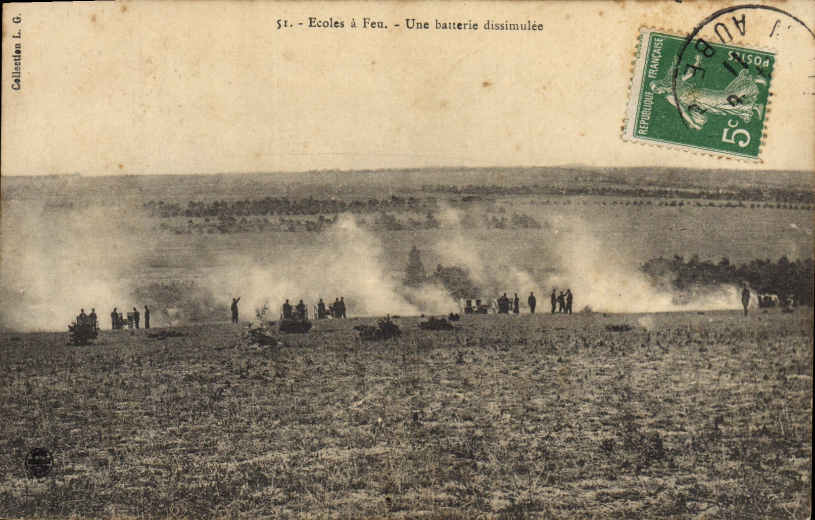 CPA Fantaisie Militaria Ecoles a feu Une batterie dissimulee