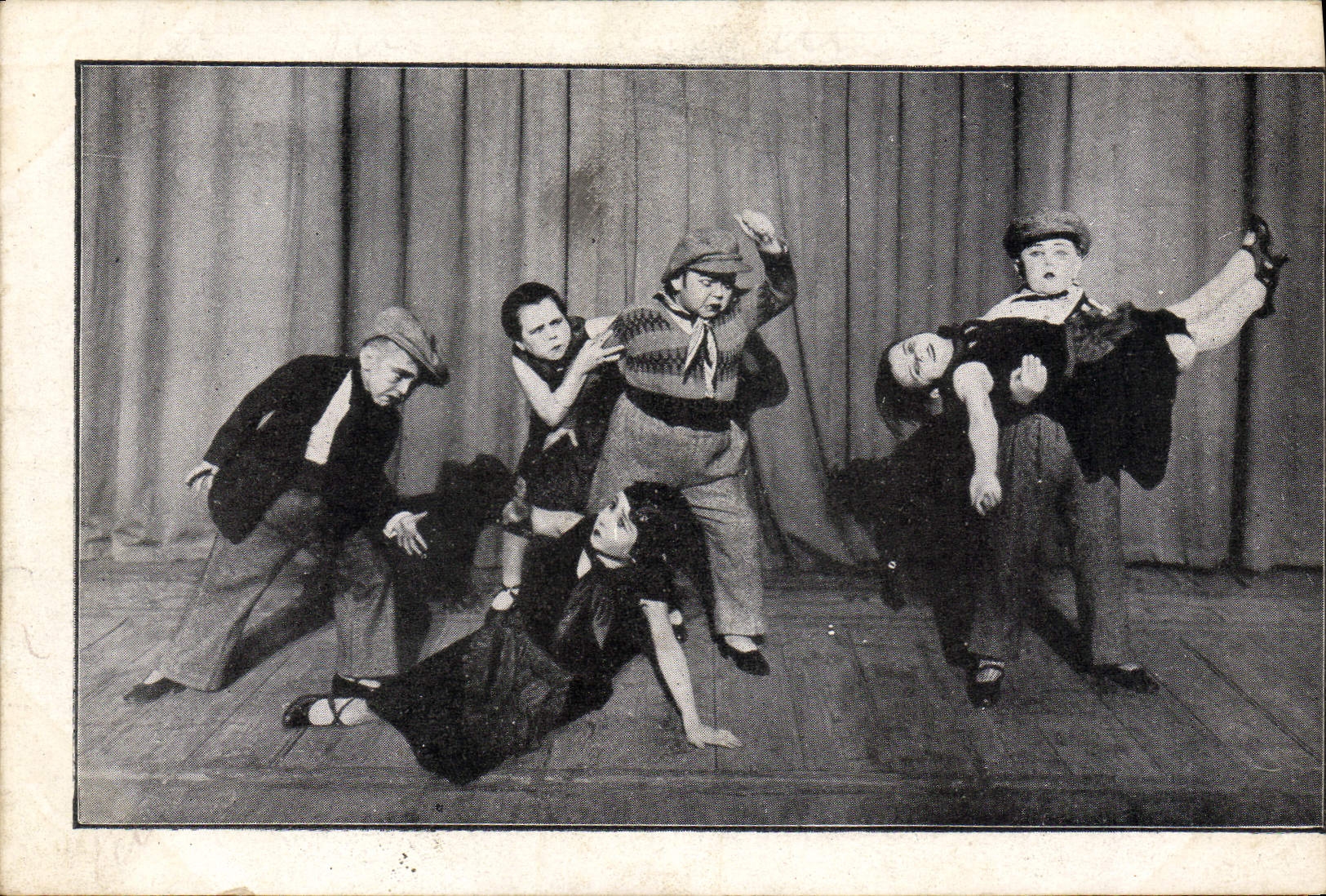 CPA Nain Nains russes Cirque Russie Russia