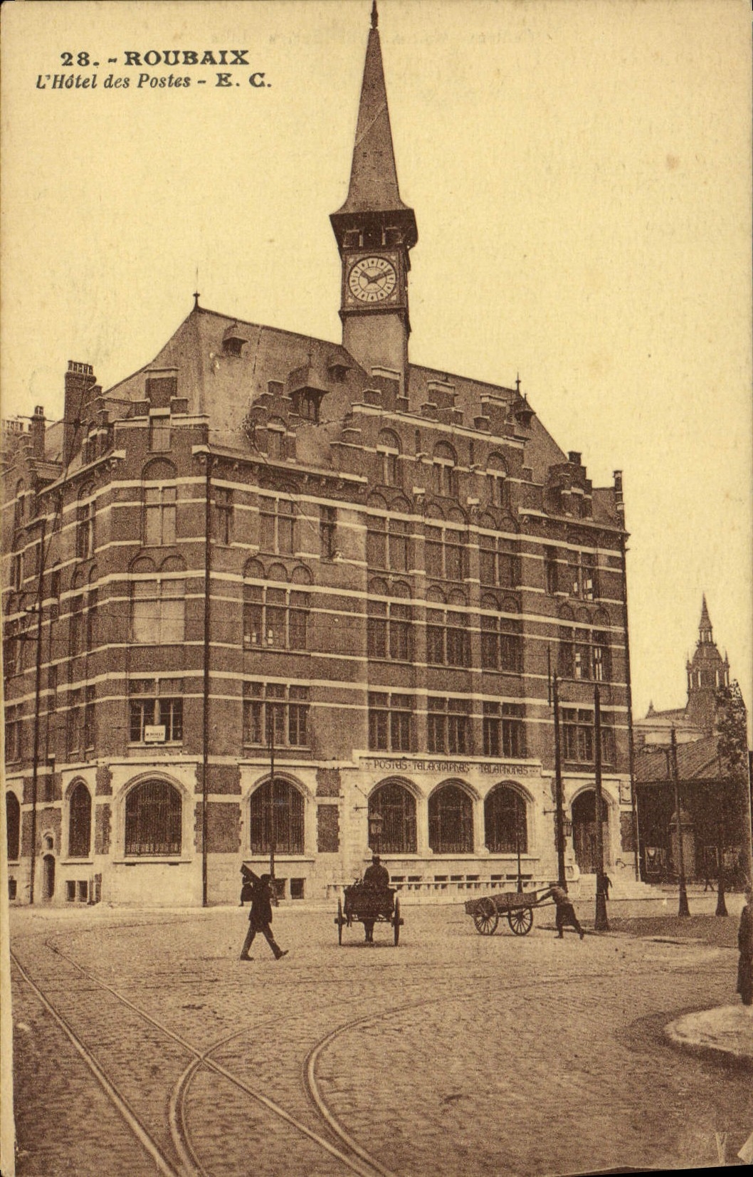 Estación de Roubaix de la POSTAL de la VENDIMIA el edificio de la oficina de correos
