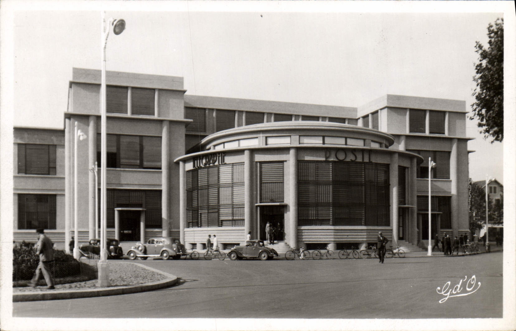 POSTAL MODERNA estación de Vichy la nueva oficina de correos