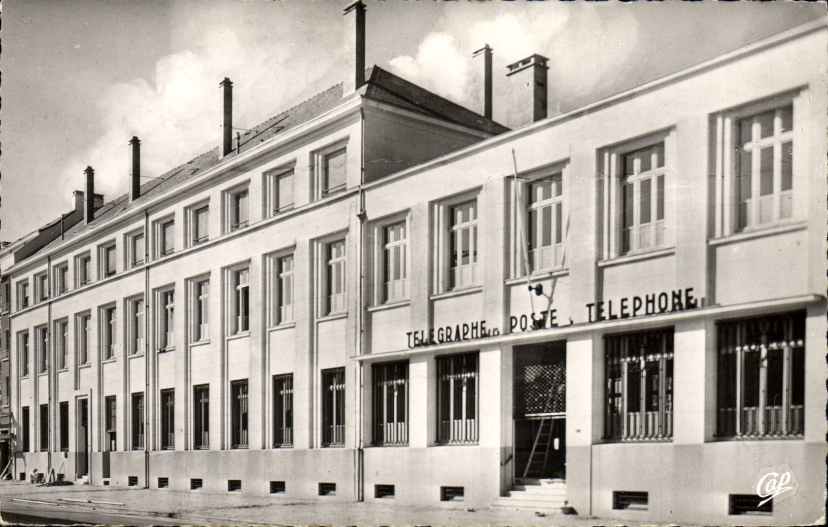POSTAL MODERNA Saint Nazaire de la estación