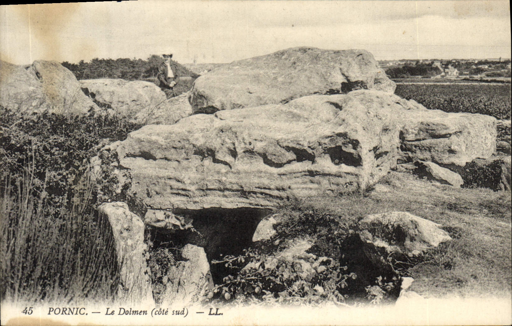 CPA Dolmen Menhir Pornic 