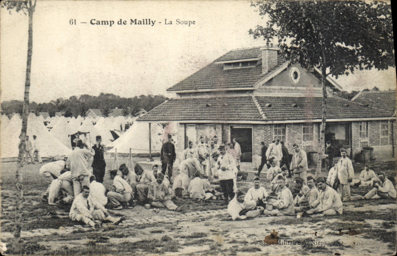 CPA Fantaisie Militaria Camp de Mailly La soupe 
