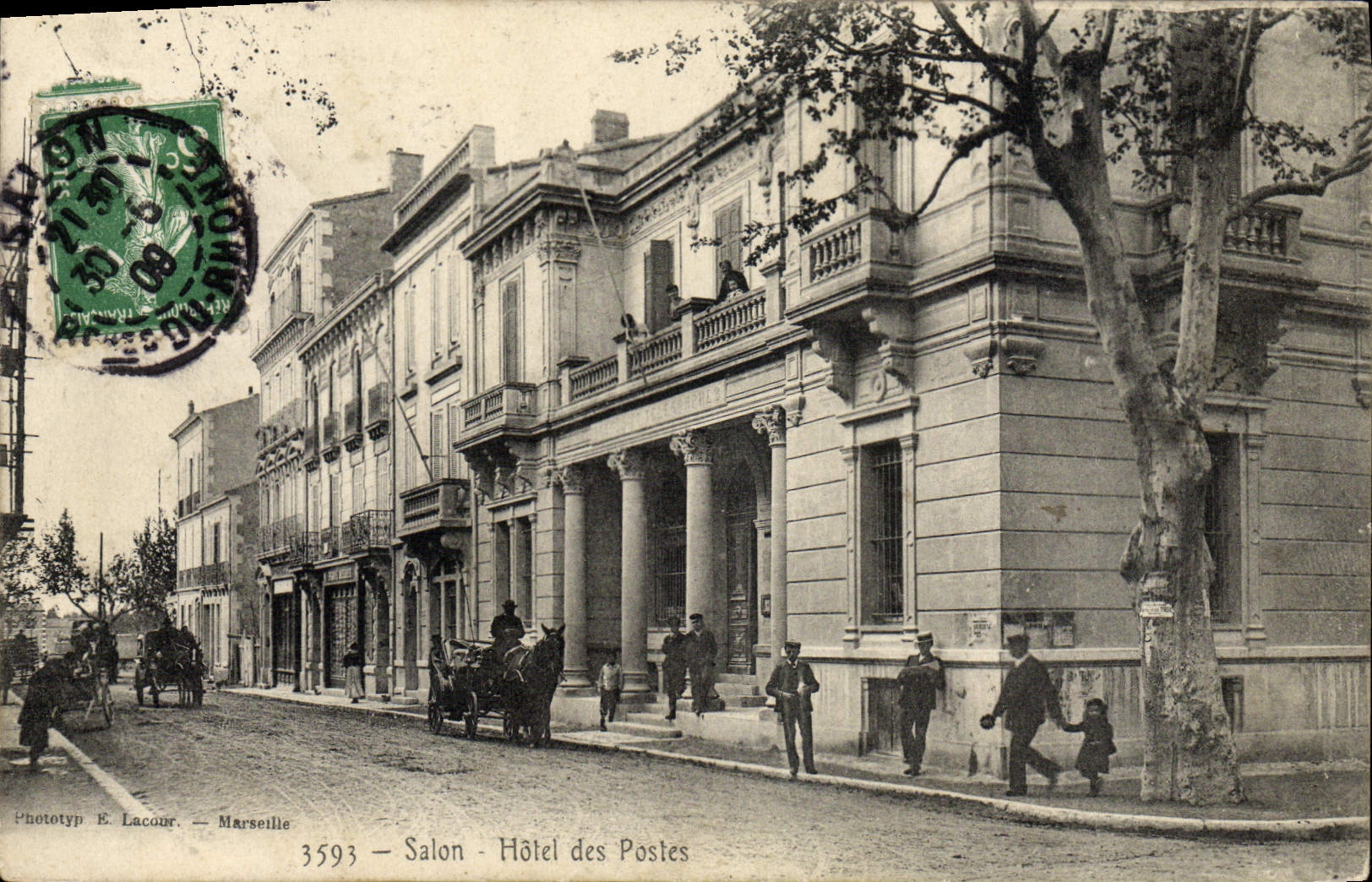 Edificio de la oficina de correos de la sala de estar de la estación de la POSTAL de la VENDIMIA