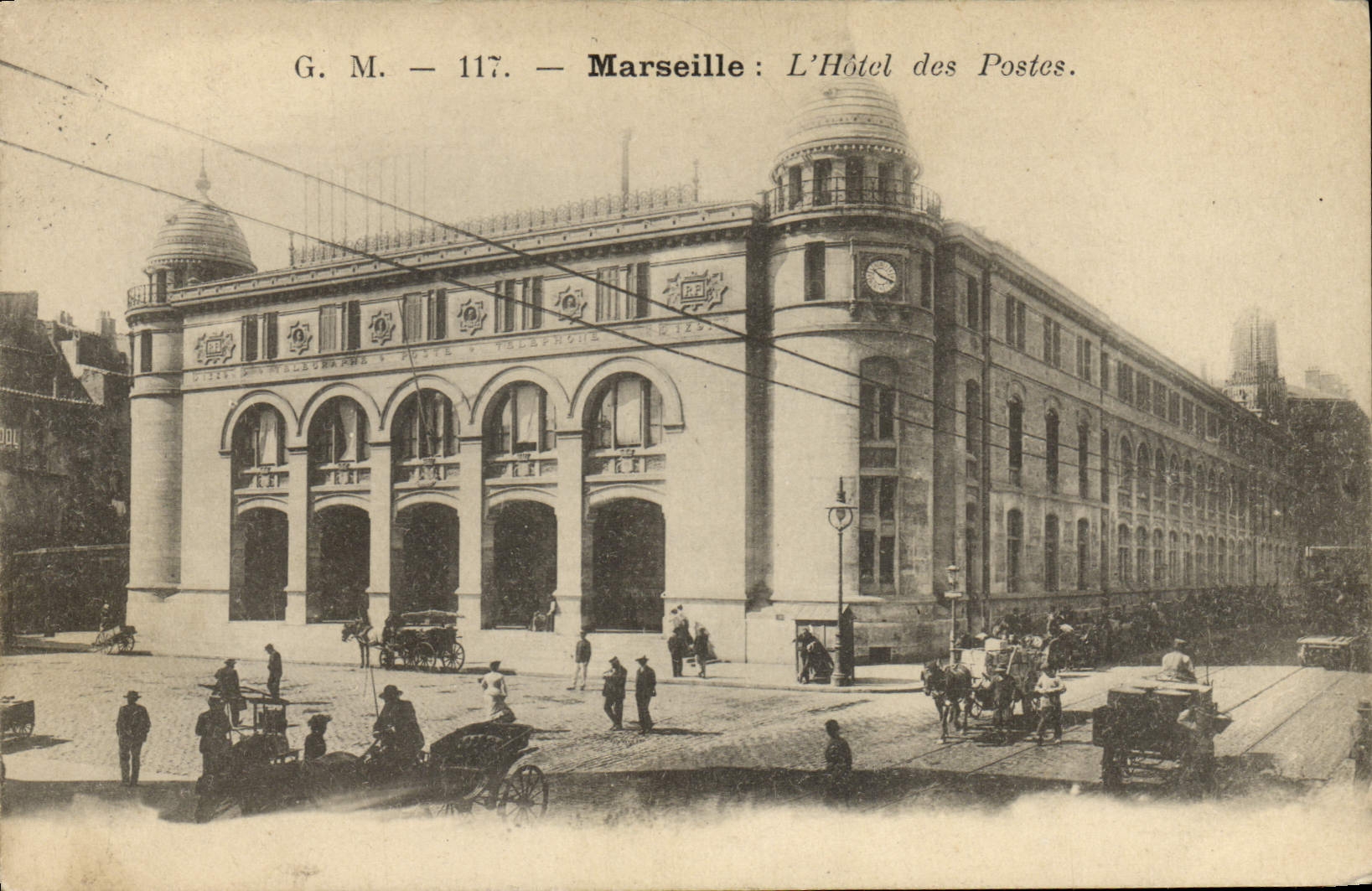Edificio de la oficina de correos de Marsella de la estación de la POSTAL de la VENDIMIA
