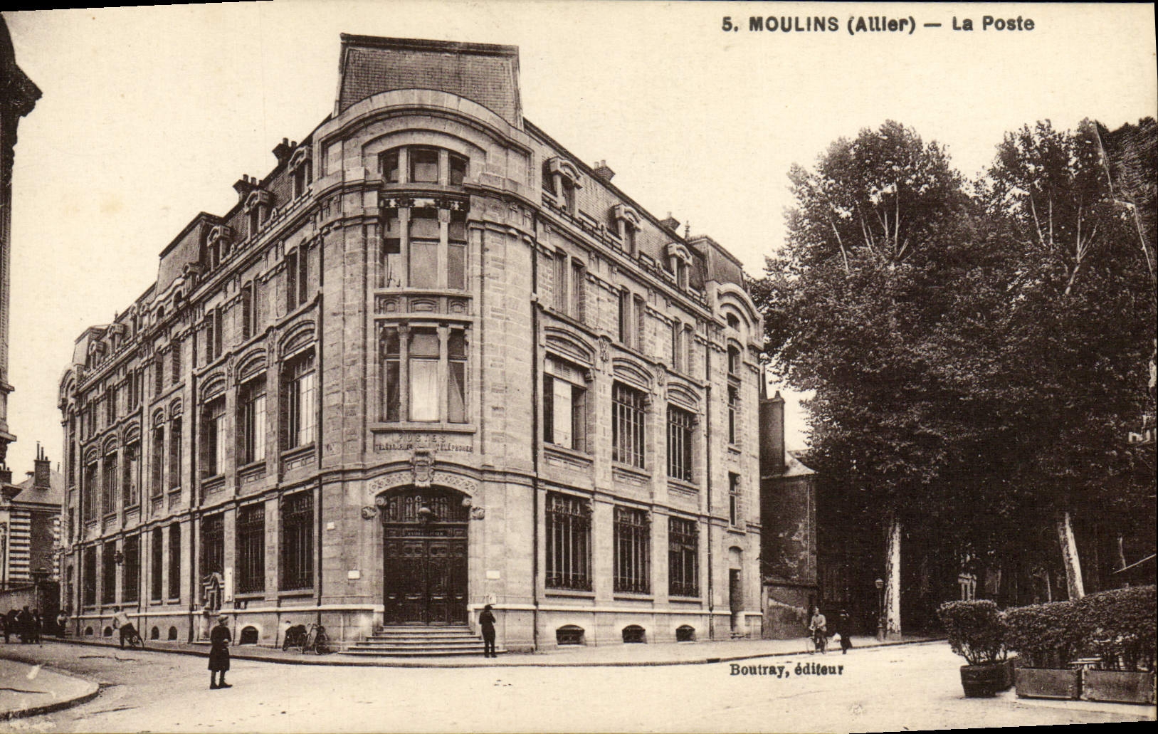 CPA Poste Moulins