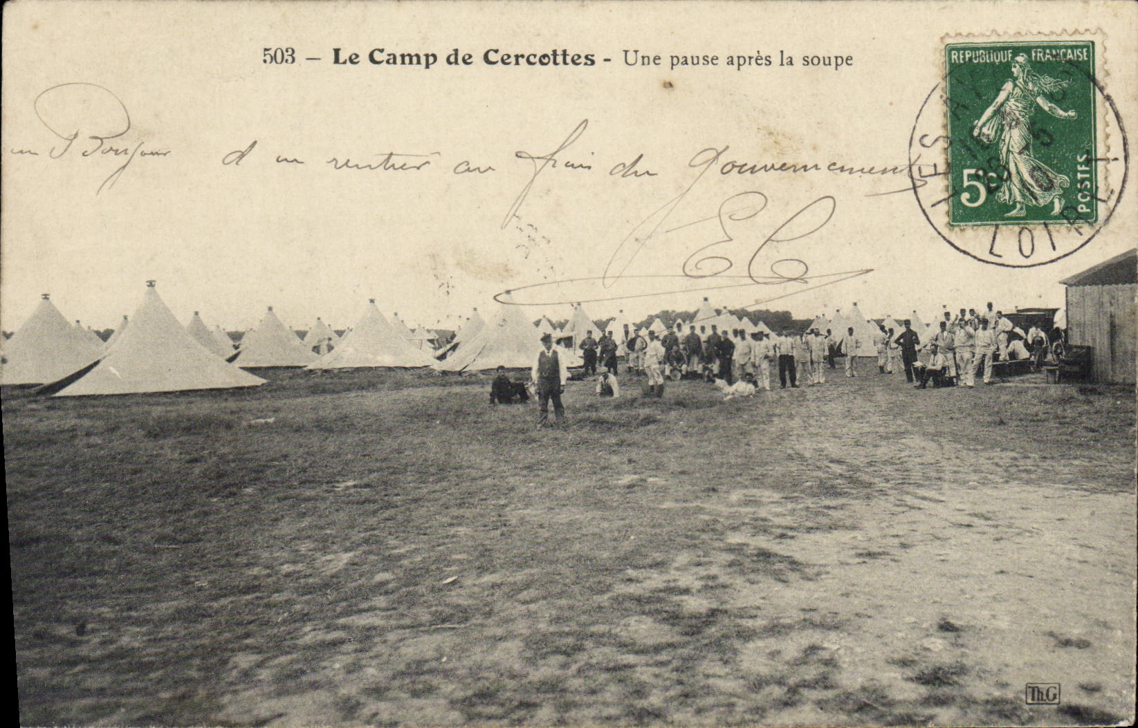 VINTAGE POSTCARD Militaria the camp of Cercottes a pause after soup
