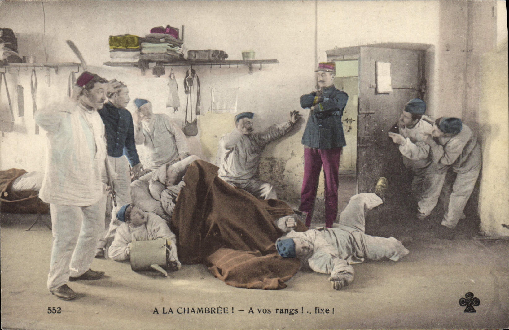 CPA Militaria A la chambree A vos rangs