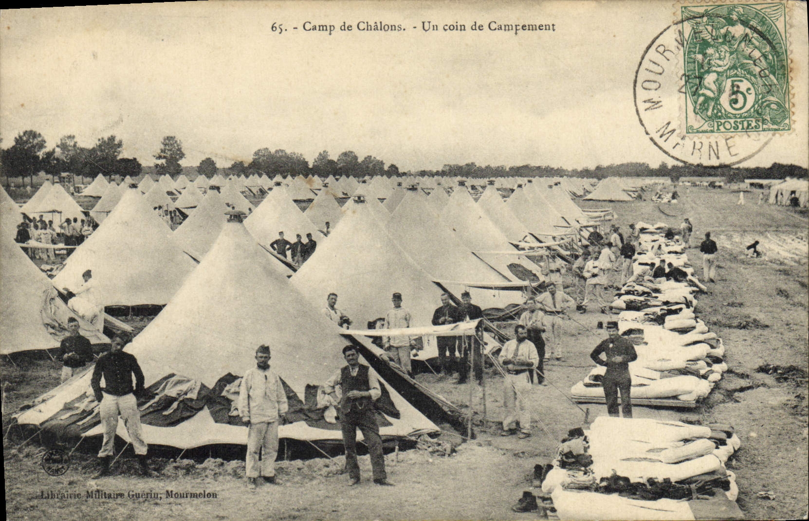 CPA Militaria Camp de Chalons Un coin du campement
