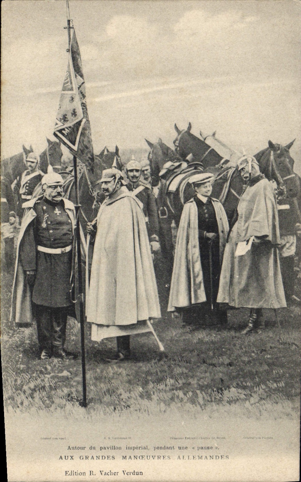 VINTAGE POSTCARD Militaria German army maneuvers