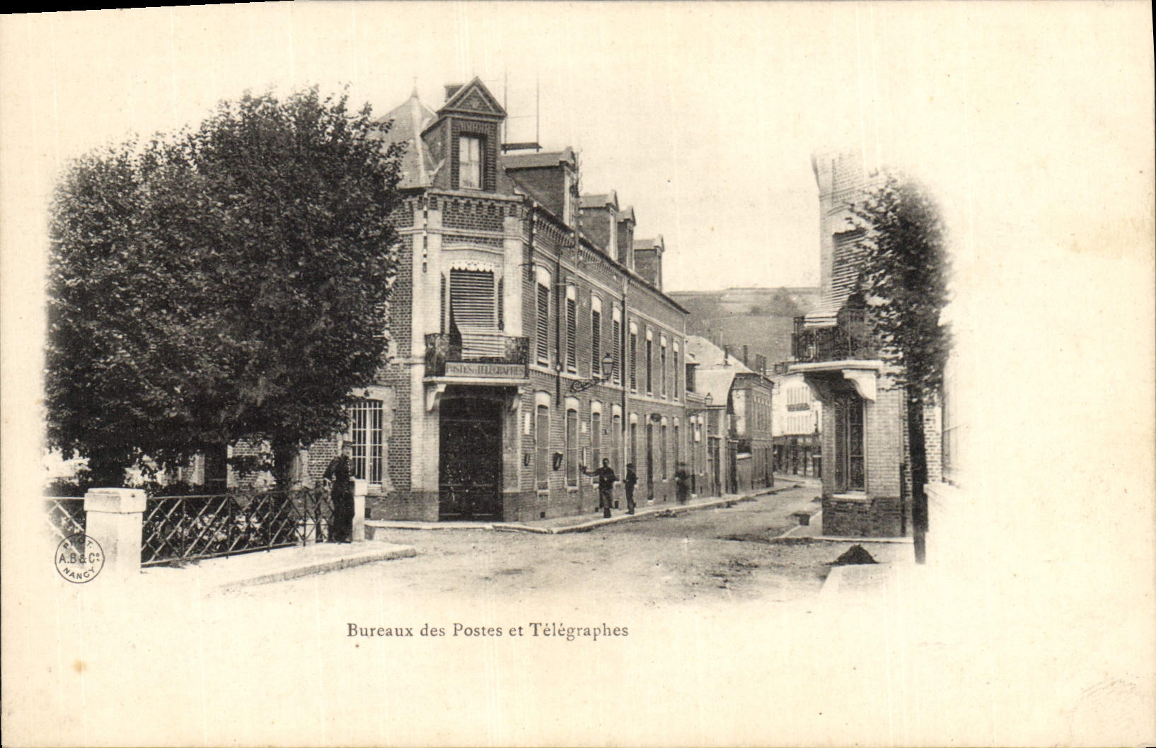 CPA Hotel des Postes Bureau des Postes et Telegraphes