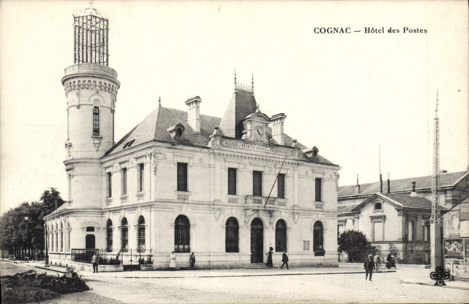 CPA Hotel des Postes Cognac