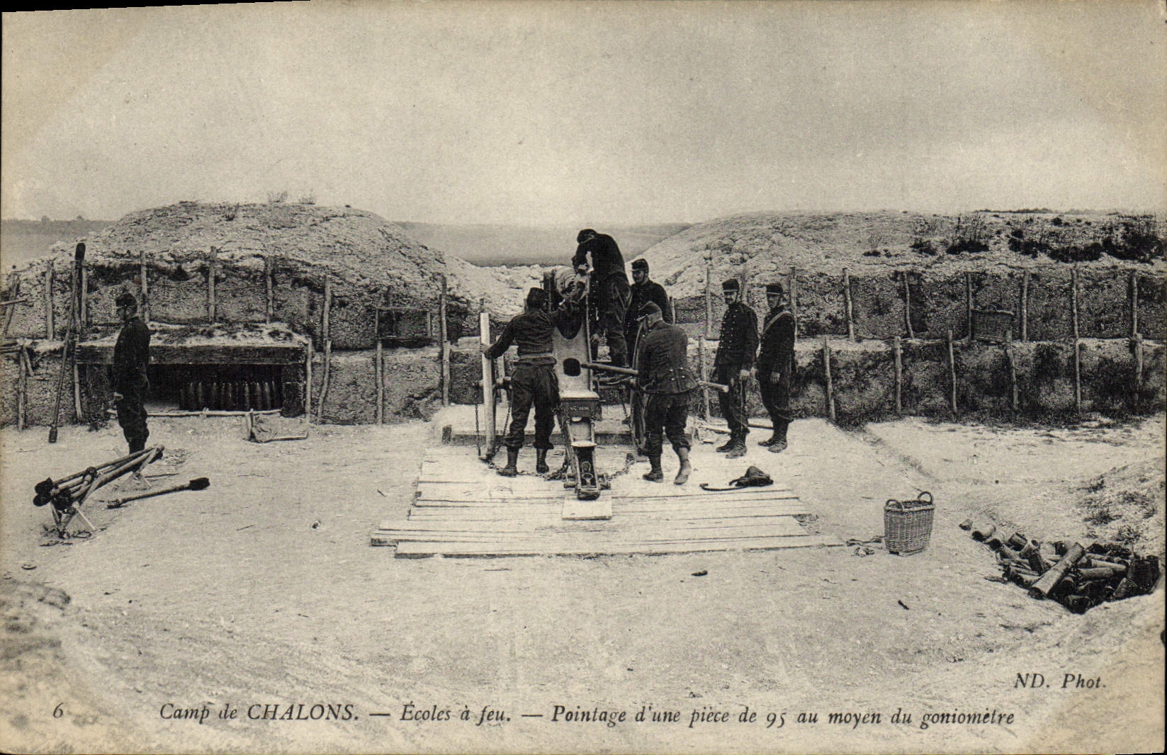 VINTAGE POSTCARD Militaria Camp of Trawl-nets Schools has fire Pointage of a part of 95 by means of a goniometer