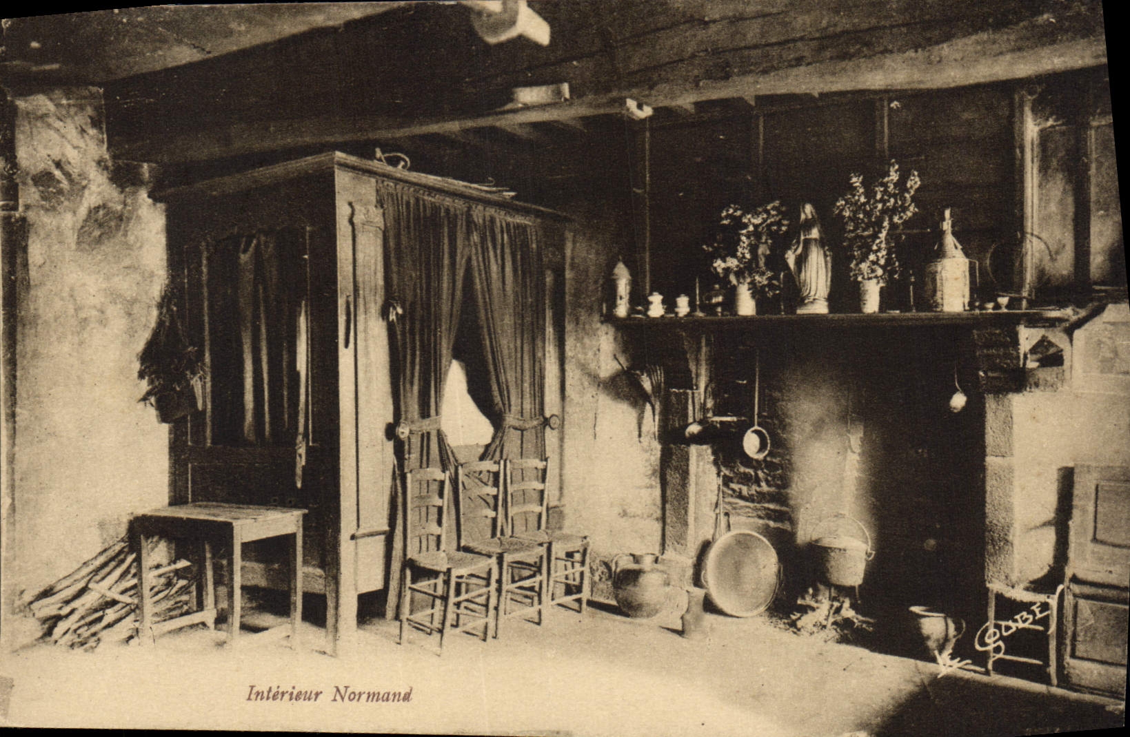 CPA Folklore Interieur Normand