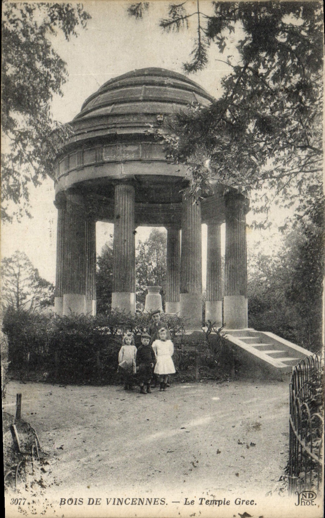 VINTAGE POSTCARD Postcards Paris Wood of Vincennes the Greek temple Publicity General Counter Street Holy Martin Paris