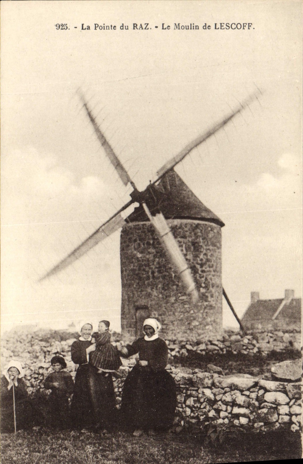 VINTAGE POSTCARD Windmill the point of the Strong current the mill of Lescoff Folklore