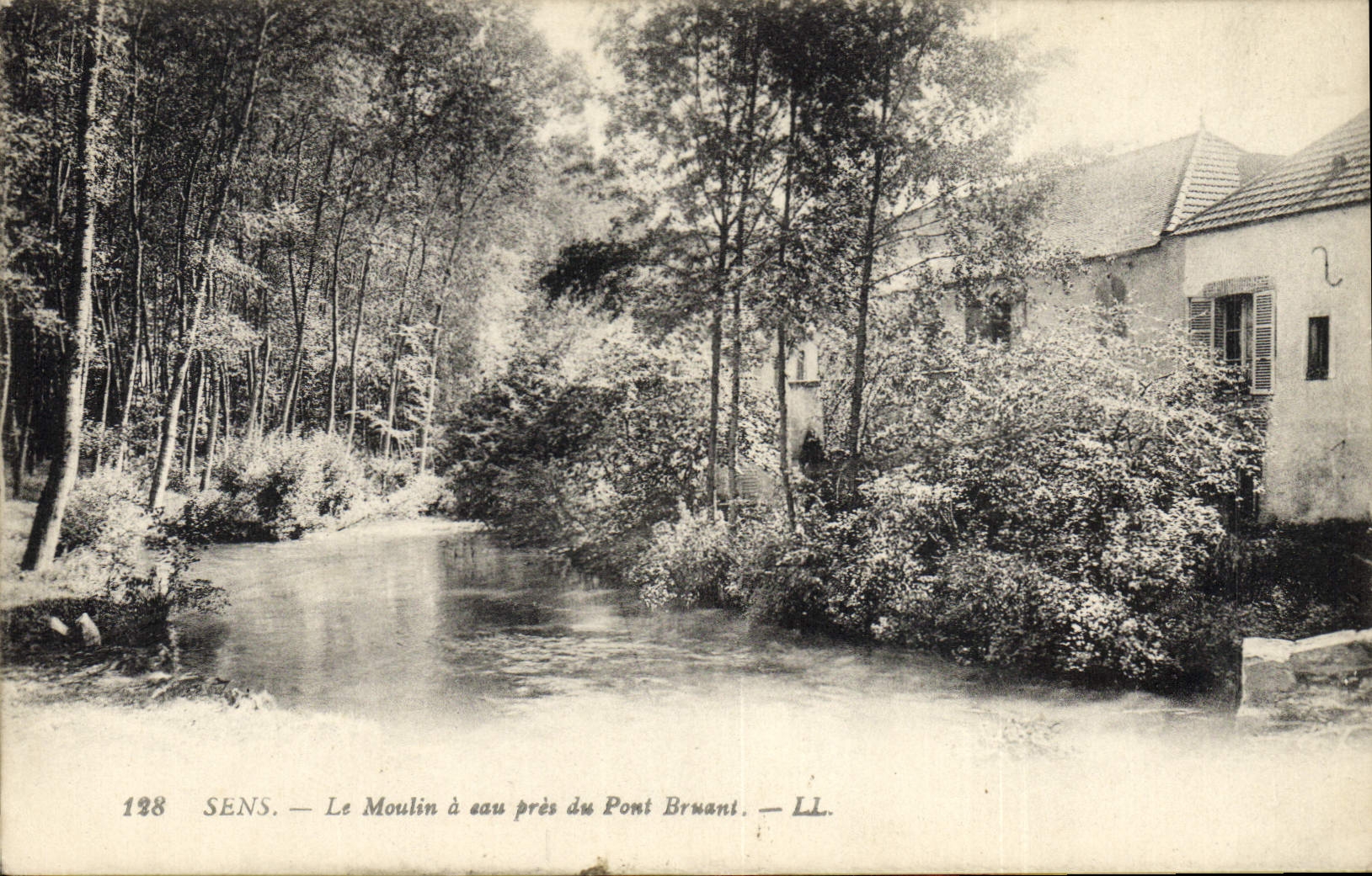 VINTAGE POSTCARD Moulin Sens the water mill close to the Bridge Bunting